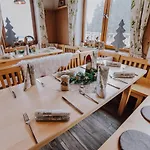 宾馆 Berggasthof Hochproeller *
