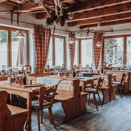 Berggasthof Hochproeller Πανδοχείο