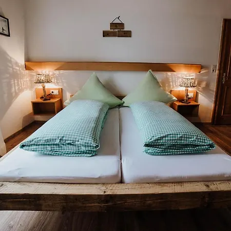 Berggasthof Hochproeller Inn
